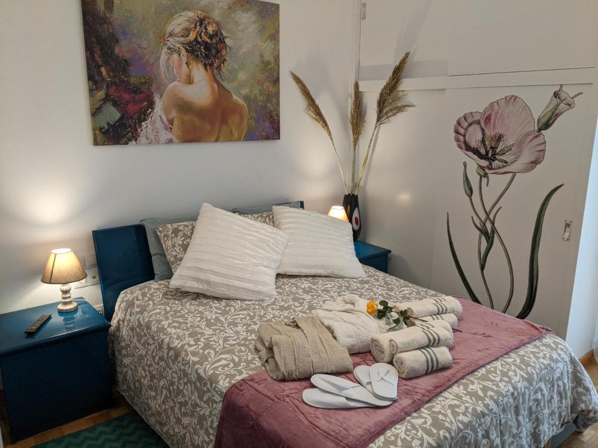 Luxurious Sea View Apartment Pireusz Kültér fotó